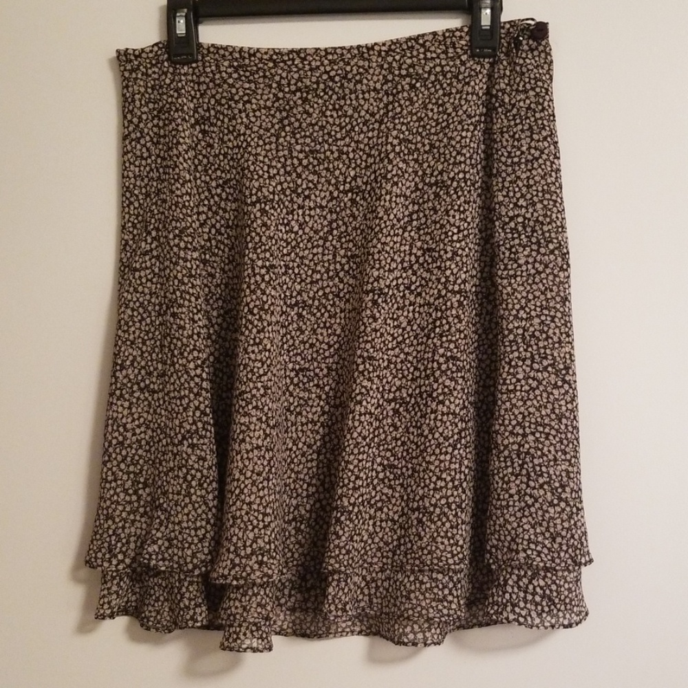 Express Black/Tan Floral skirt